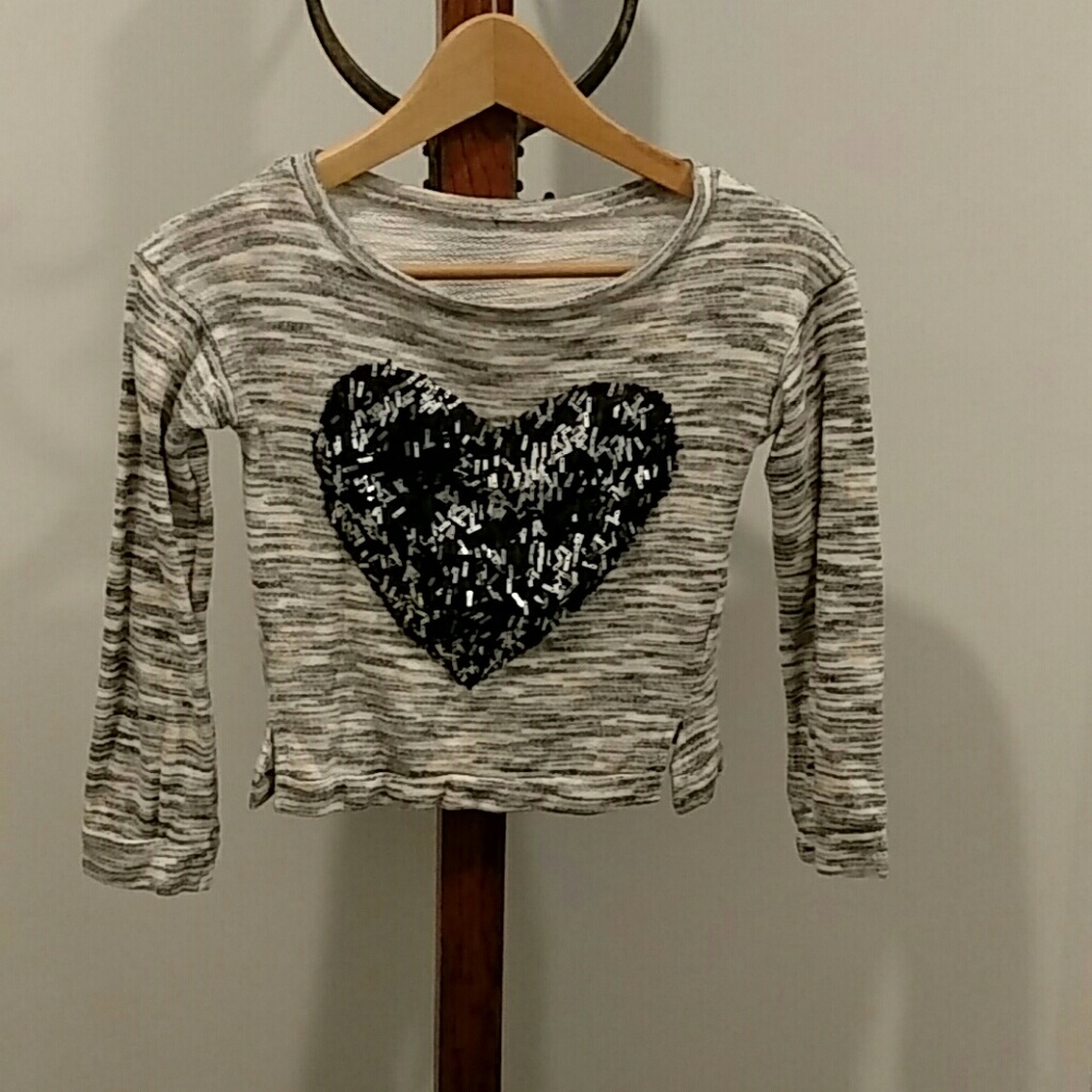 Crop top with sequined heart